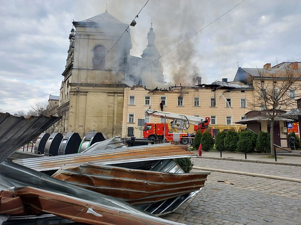 В ЮНЕСКО прокоментували удар по центру Львова