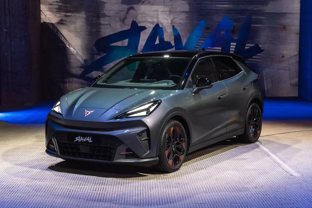 Cupra представила електричний хетчбек Raval