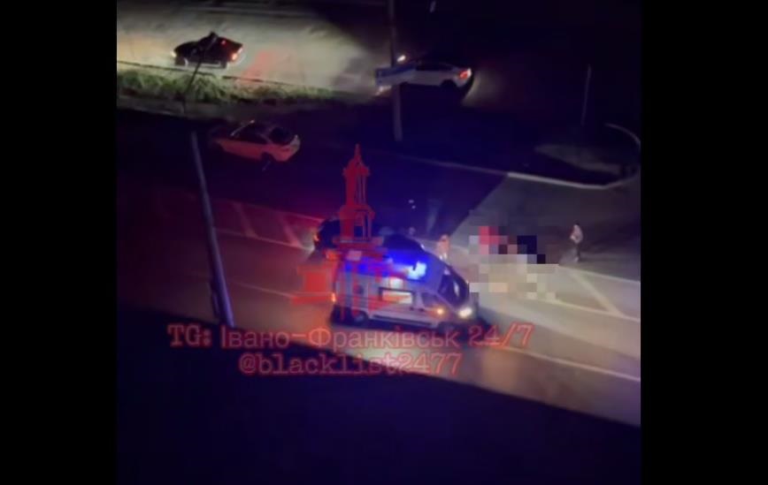В Івано-Франківську поліцейський скоїв смертельне ДТП і втік