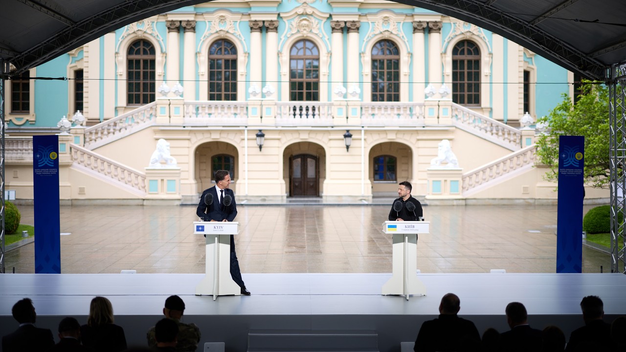 Спілкування Володимира Зеленського і Марка Рютте з медіа після засідання Ради Україна – НАТО в Києві