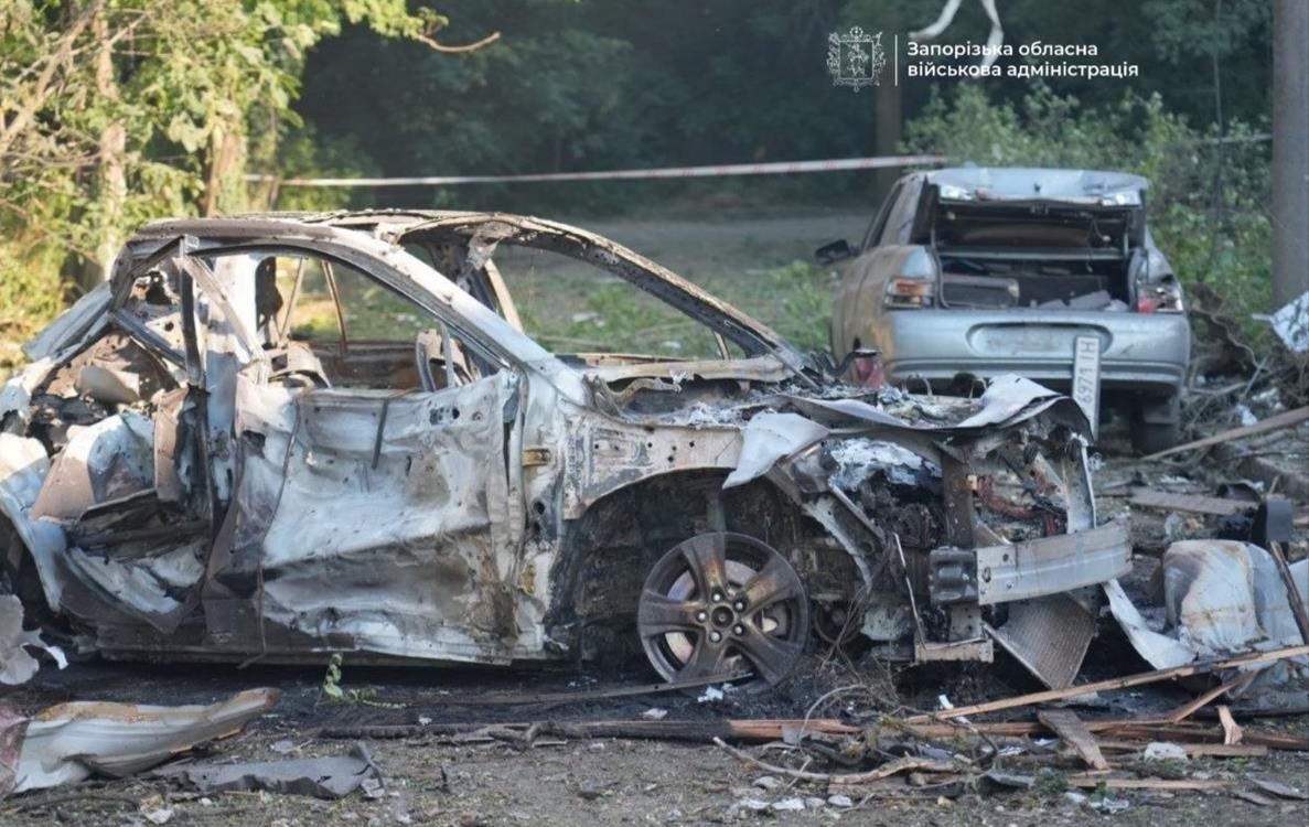 Атака РФ по Запоріжжю загинули троє людей, ще 15 поранені